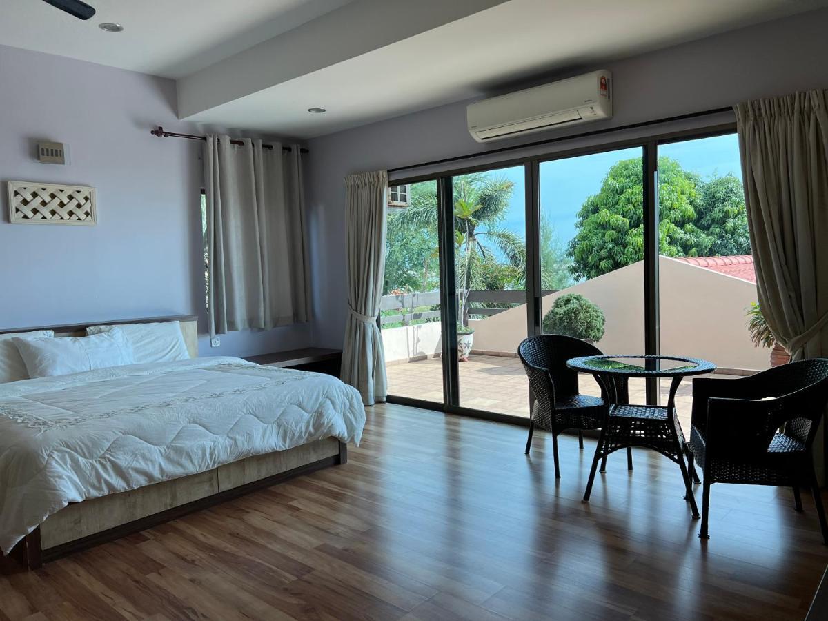 Melaka Beachfront Villa With Pool Ngoại thất bức ảnh