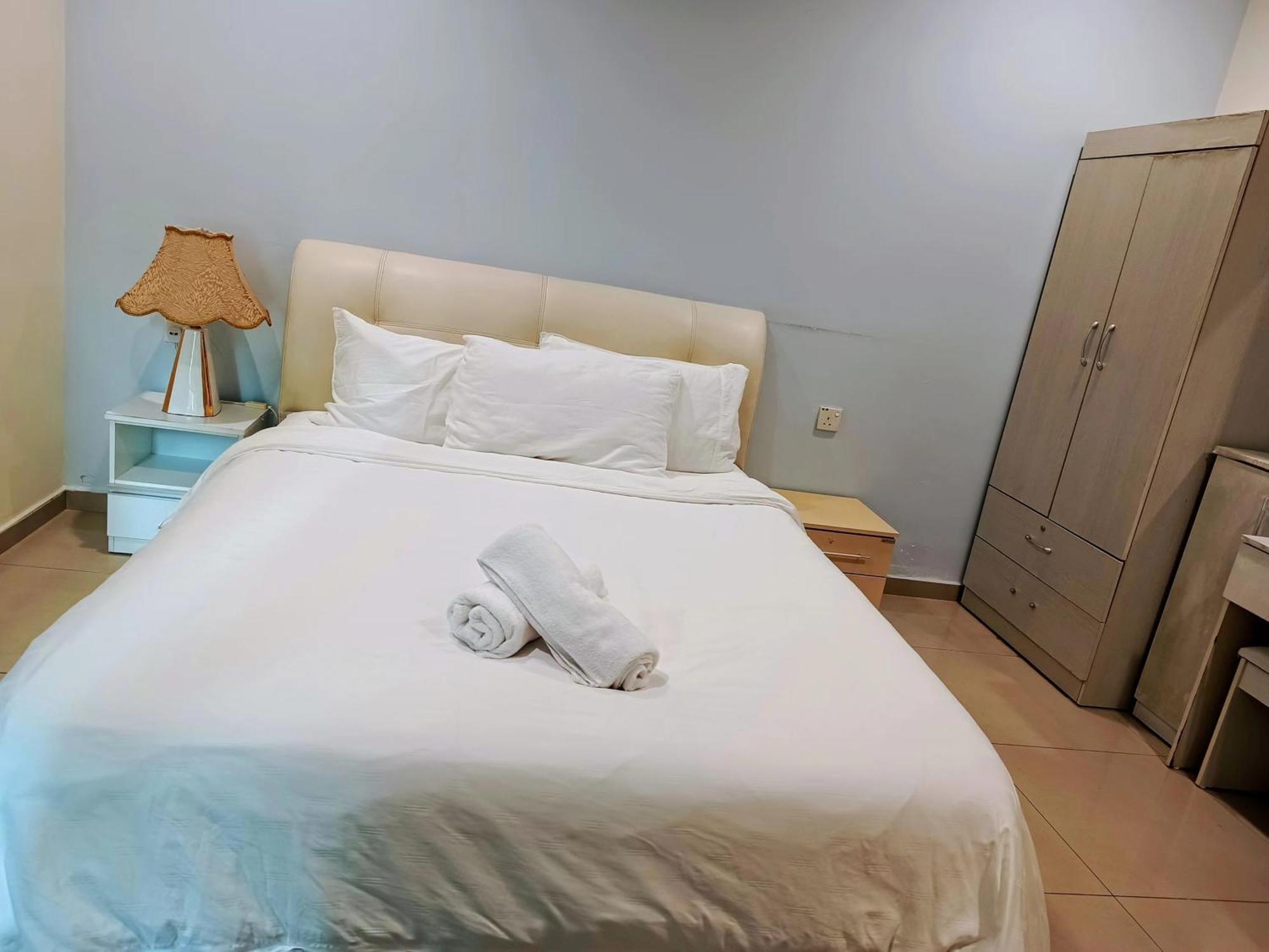 Melaka Beachfront Villa With Pool Ngoại thất bức ảnh